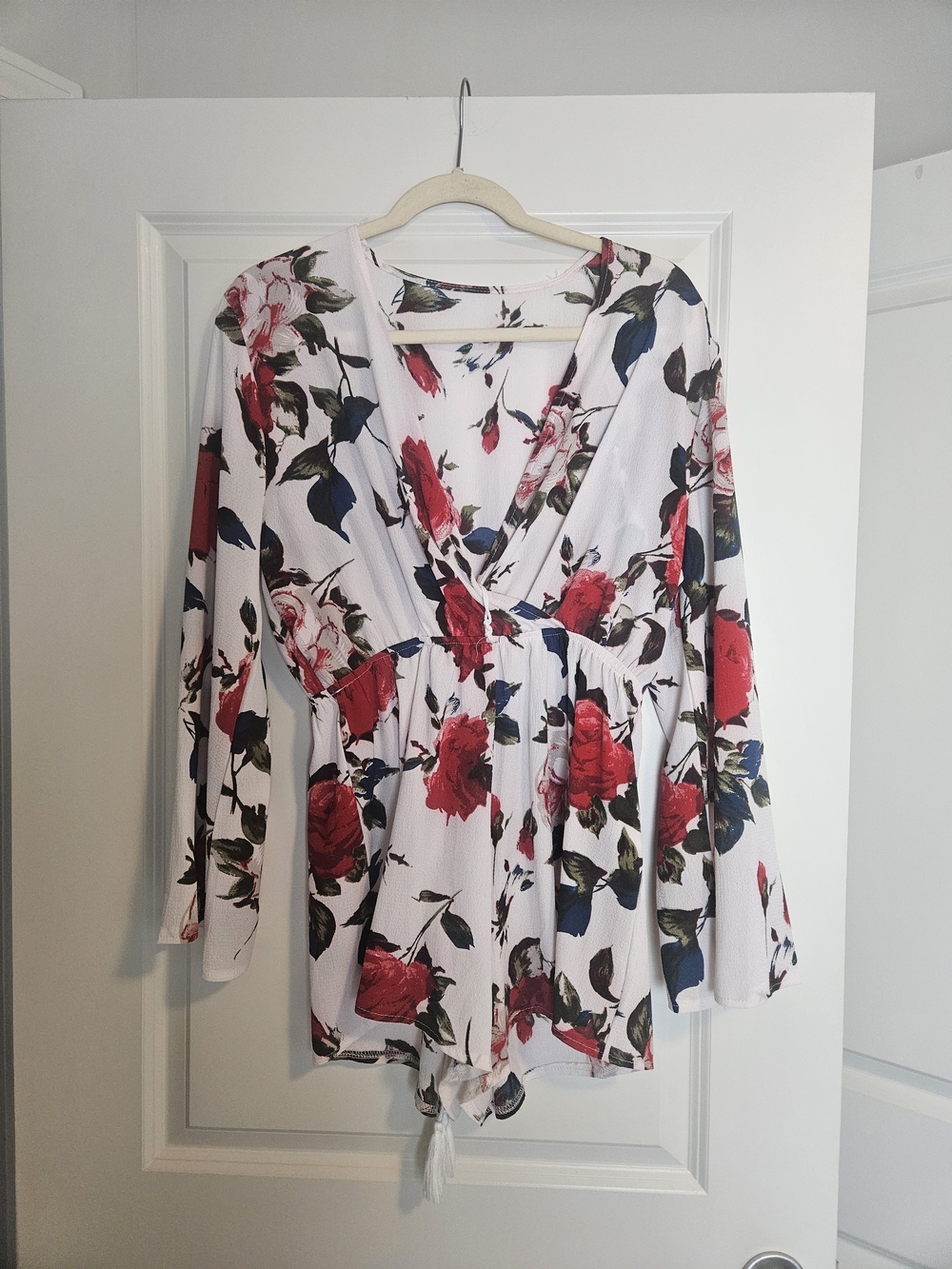 SHEIN White Floral V-Neck Long Sleeve Bodysuit with Red Rose Print